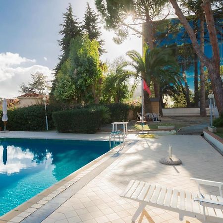 Apartamento I Giardini Del Sole Con Piscina By Wonderful Italy San Remo Exterior foto