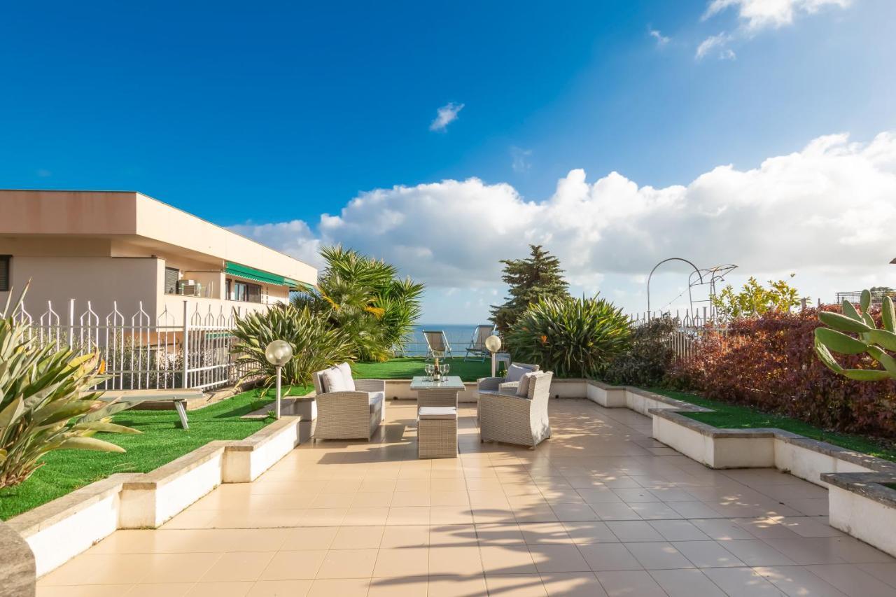 Apartamento I Giardini Del Sole Con Piscina By Wonderful Italy San Remo Exterior foto